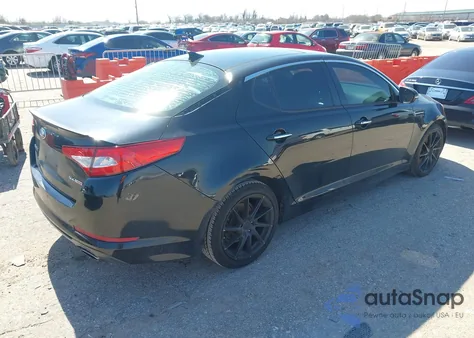 2013 Kia Optima Sx z USA, uszkodzony, nr VIN 5XXGR4A64DG243930